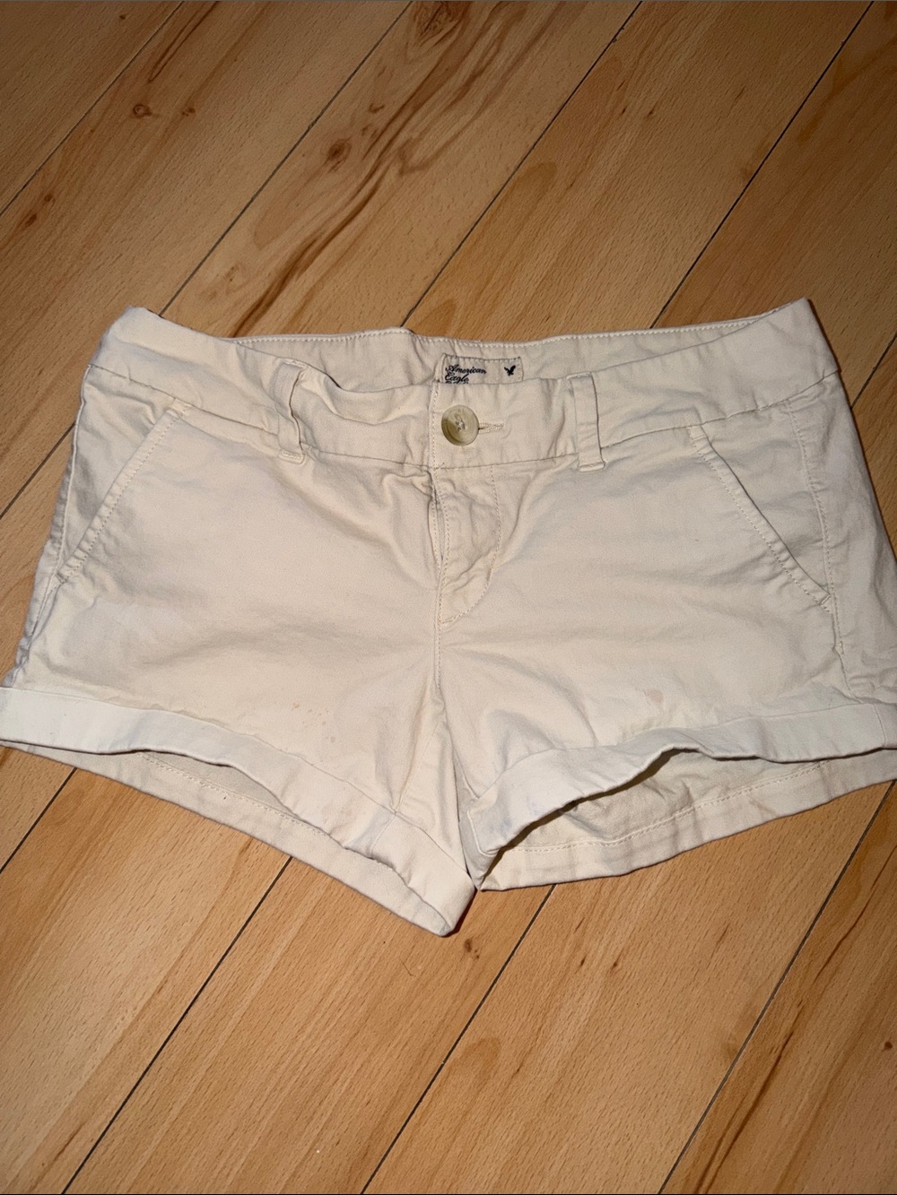 American Eagle Outfitters cream Jean Short Shorts